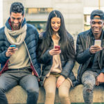 Pourriez-vous survivre sans votre smartphone ? Et vous, où en êtes-vous de votre consommation connectée ? (Istock)