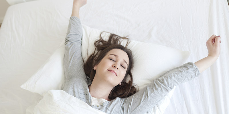 Dormir sur le dos (iStock)